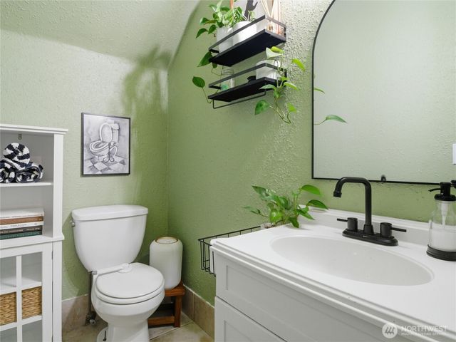 1511 S 17th Street, Tacoma, WA 98405
