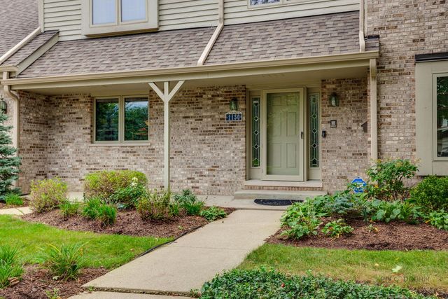 1130 New Trier Court, Wilmette, IL 60091