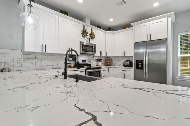 495 Oak Tree Drive, Point Blank, TX 77364