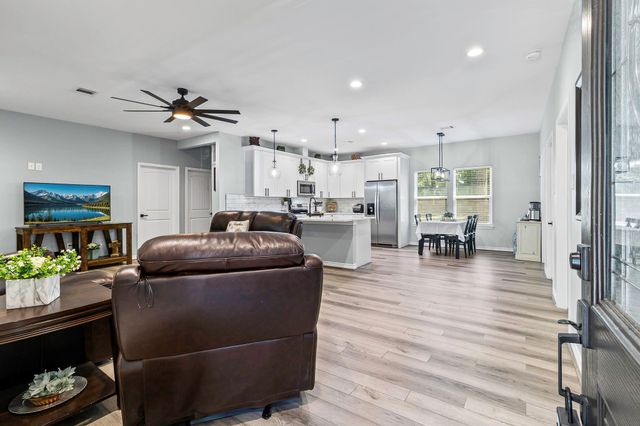 495 Oak Tree Drive, Point Blank, TX 77364