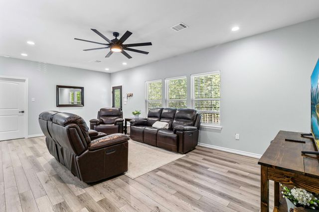 495 Oak Tree Drive, Point Blank, TX 77364