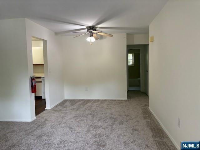 117 Treetop 61, Bloomingdale, NJ 07403