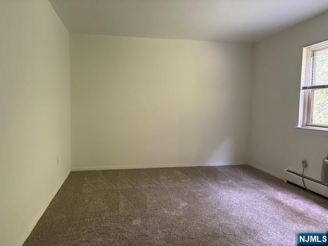 117 Treetop 61, Bloomingdale, NJ 07403