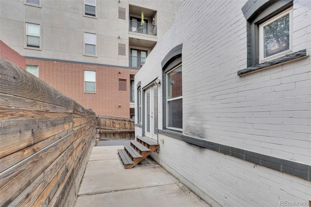 2539 W 27th Avenue, Denver, CO 80211