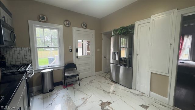 132 Jennette Drive, Boardman, OH 44512