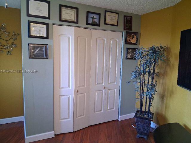 1400 Saint Charles Place 524, Pembroke Pines, FL 33026