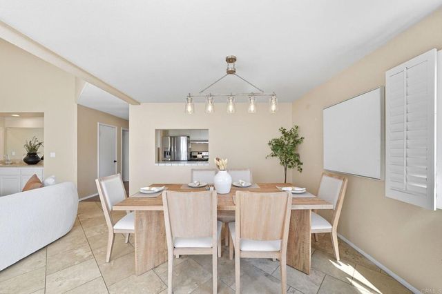 553 Hygeia Ave. Avenue A, Encinitas, CA 92024