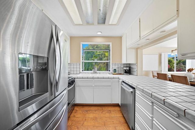 553 Hygeia Ave. Avenue A, Encinitas, CA 92024