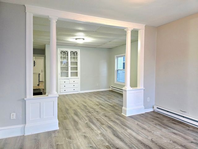 5 Mount Pleasant St, Worcester, MA 01610