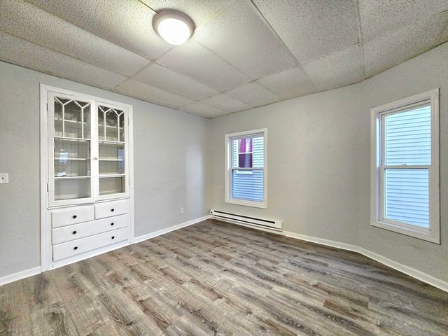 5 Mount Pleasant St, Worcester, MA 01610