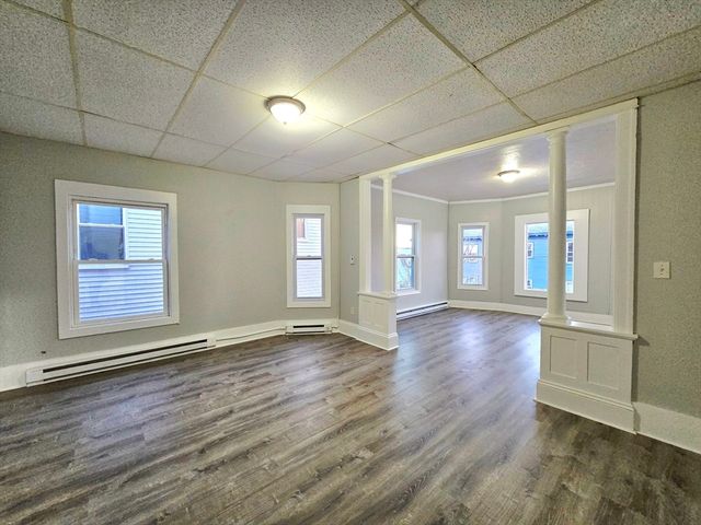 5 Mount Pleasant St, Worcester, MA 01610