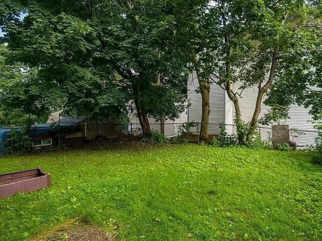 5 Mount Pleasant St, Worcester, MA 01610