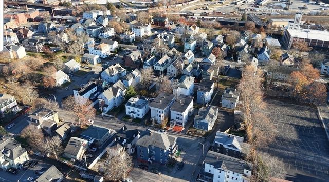 5 Mount Pleasant St, Worcester, MA 01610