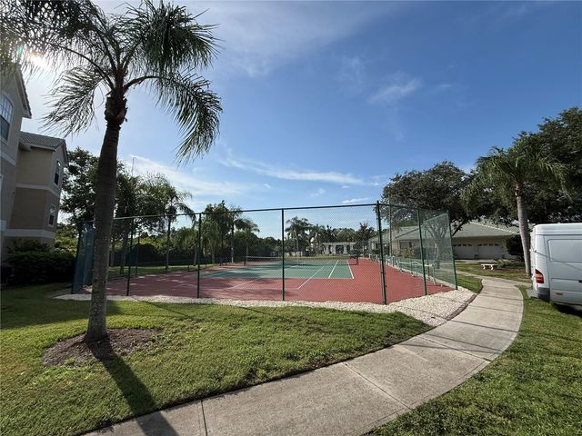 5152 NORTHRIDGE ROAD 202, Sarasota, FL 34238