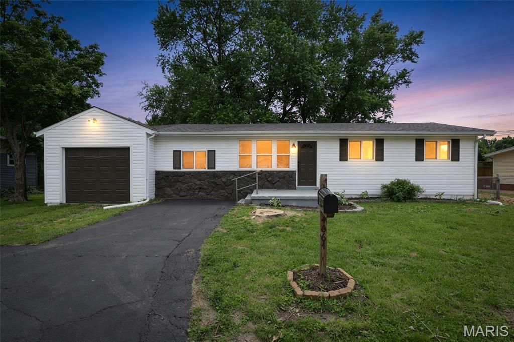 4664 Pogue Drive, House Springs, MO 63051