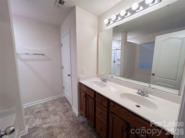 6523 Manitoba Lane, Charlotte, NC 28277