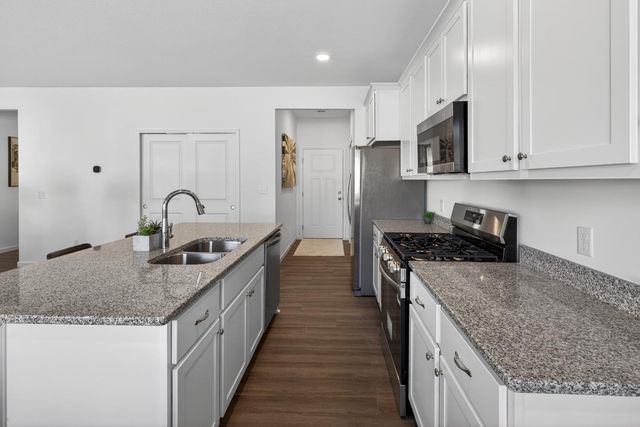 3625 Meadow Sage Court SE, Rochester, MN 55904