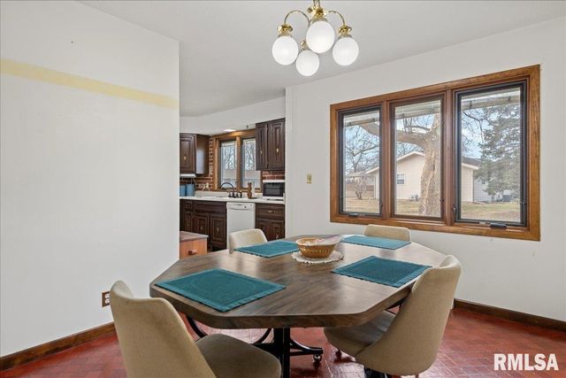 2501 Miami Trail, Springfield, IL 62702