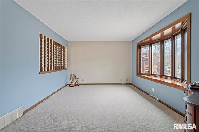 2501 Miami Trail, Springfield, IL 62702