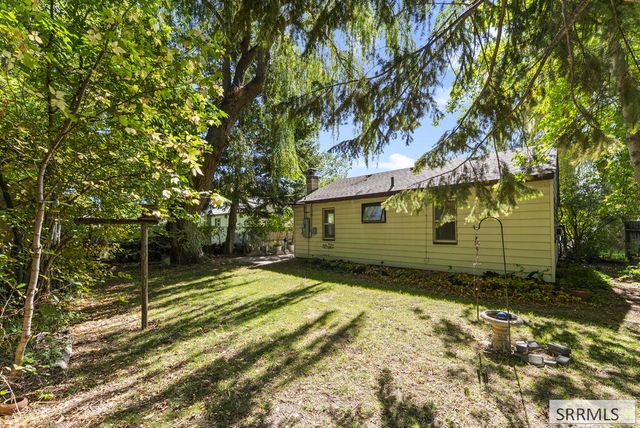 131 Beacon Drive, Idaho Falls, ID 83402