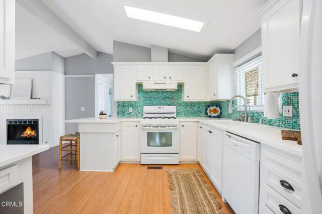 1215 Anchors Way 202, Ventura, CA 93001