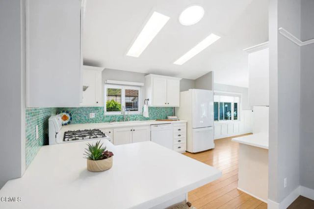 1215 Anchors Way 202, Ventura, CA 93001