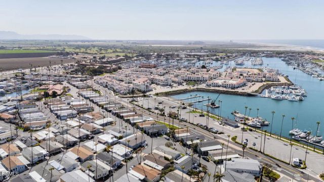 1215 Anchors Way 202, Ventura, CA 93001