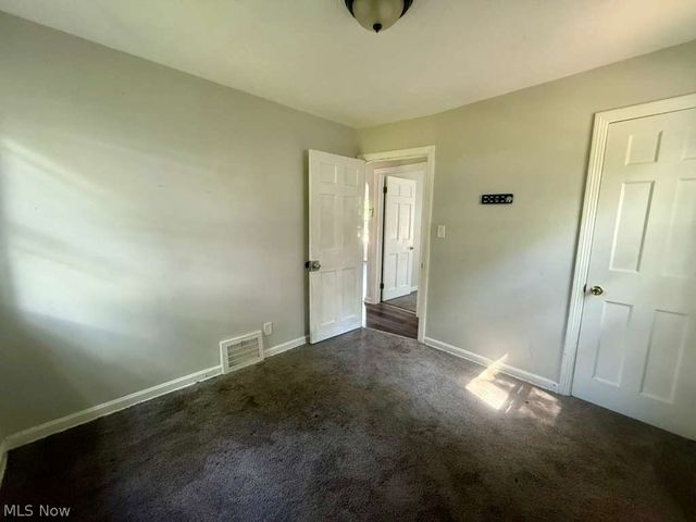 26470 Zeman Avenue, Euclid, OH 44132