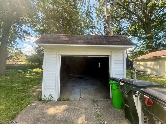 26470 Zeman Avenue, Euclid, OH 44132