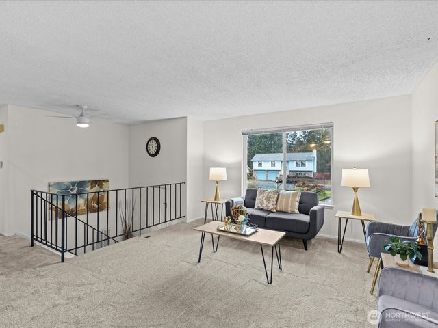 31806 10th Place SW, Federal Way, WA 98023