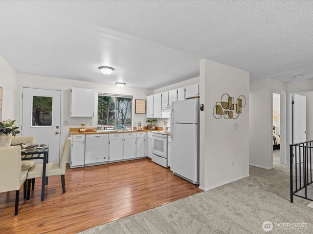 31806 10th Place SW, Federal Way, WA 98023