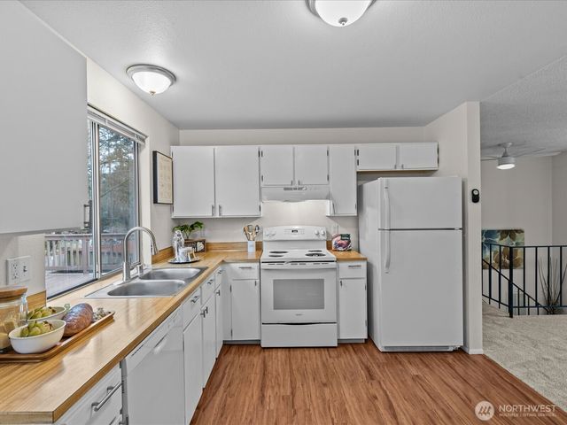 31806 10th Place SW, Federal Way, WA 98023