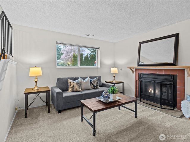 31806 10th Place SW, Federal Way, WA 98023