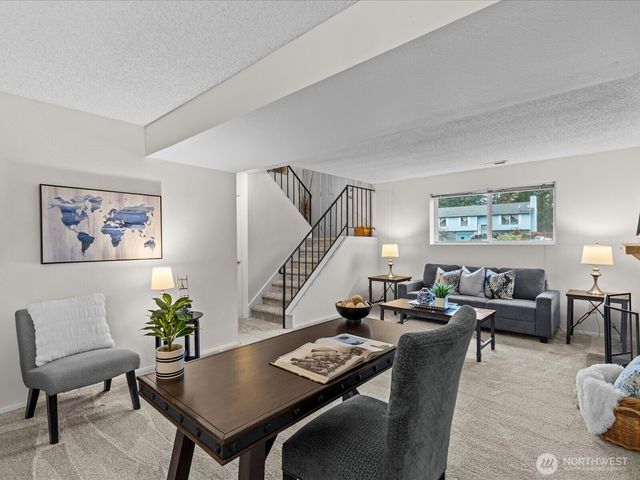 31806 10th Place SW, Federal Way, WA 98023