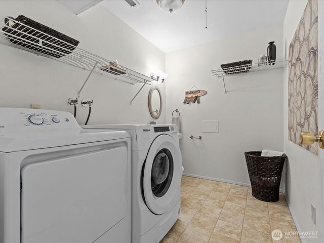 31806 10th Place SW, Federal Way, WA 98023