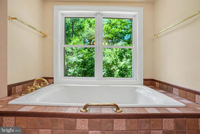 135 KNOXLYN RD, Gettysburg, PA 17325