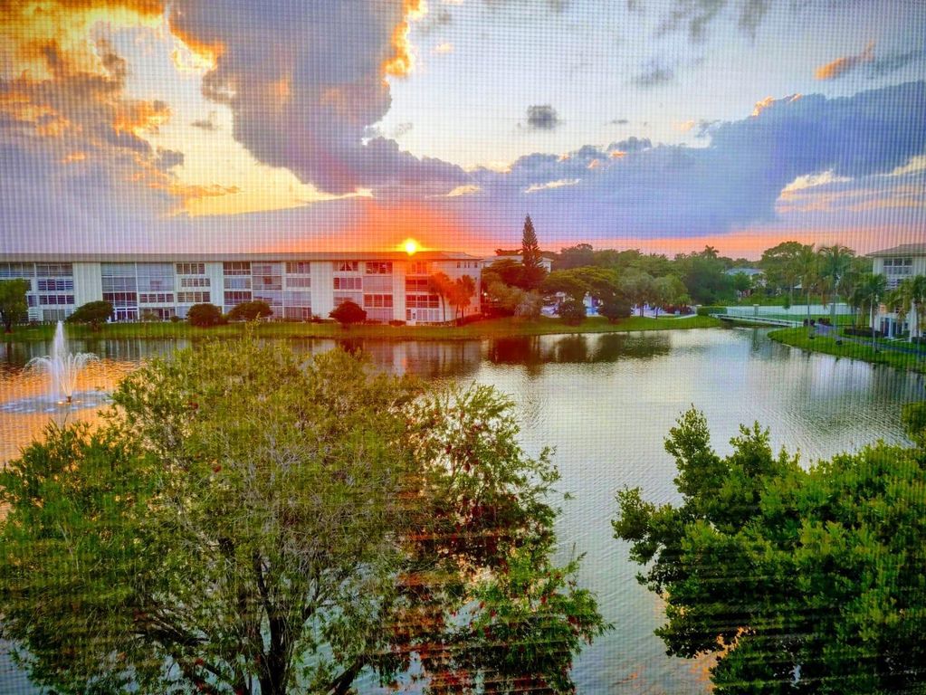 1904 Bermuda Circle G4, Coconut Creek, FL 33066