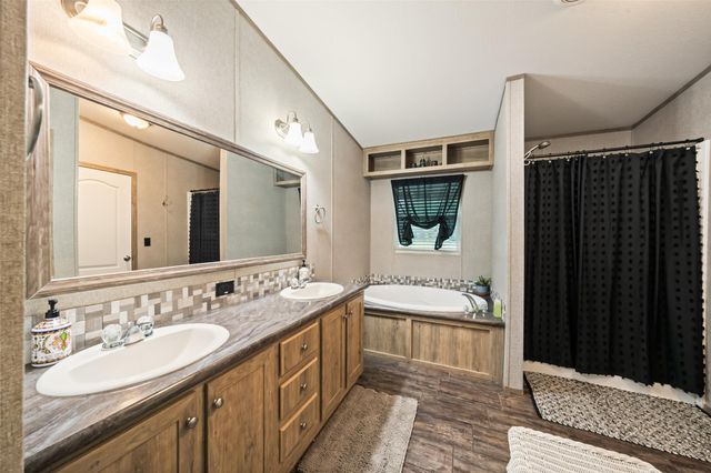 3270 County Road 2285, Cleveland, TX 77327