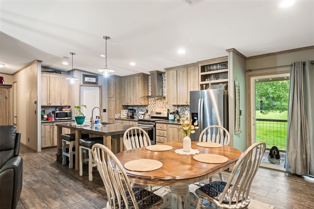 3270 County Road 2285, Cleveland, TX 77327