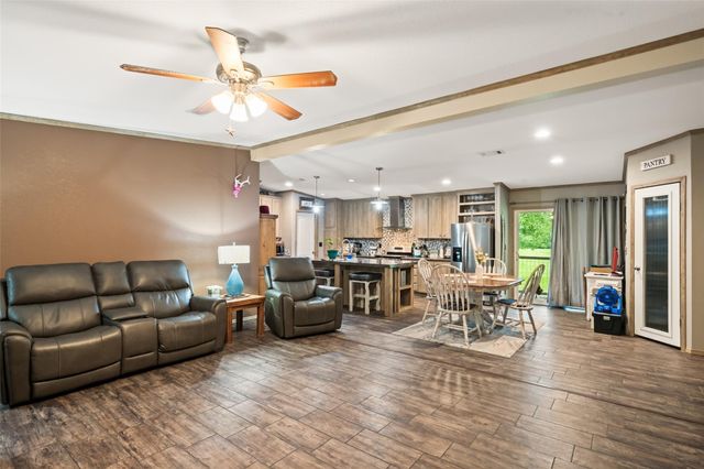 3270 County Road 2285, Cleveland, TX 77327