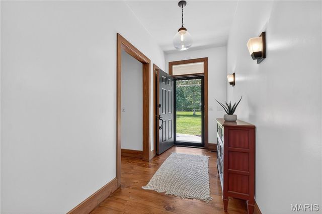 2 Woodridge Drive, Defiance, MO 63341
