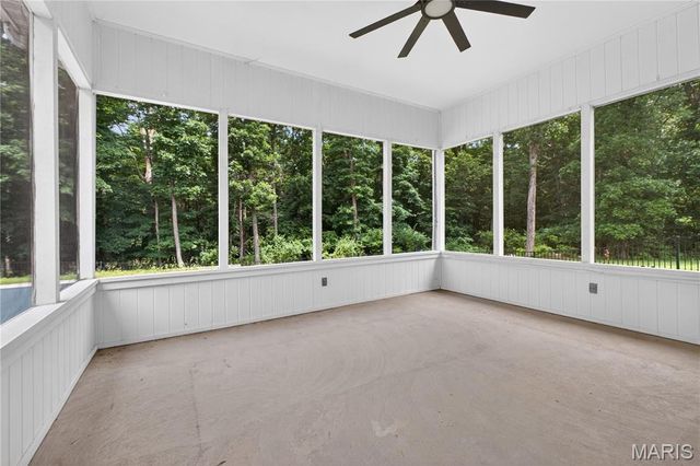2 Woodridge Drive, Defiance, MO 63341