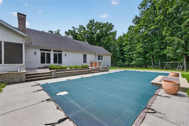 2 Woodridge Drive, Defiance, MO 63341