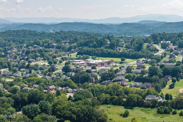 306 Hale Meade Drive, Johnson City, TN 37615