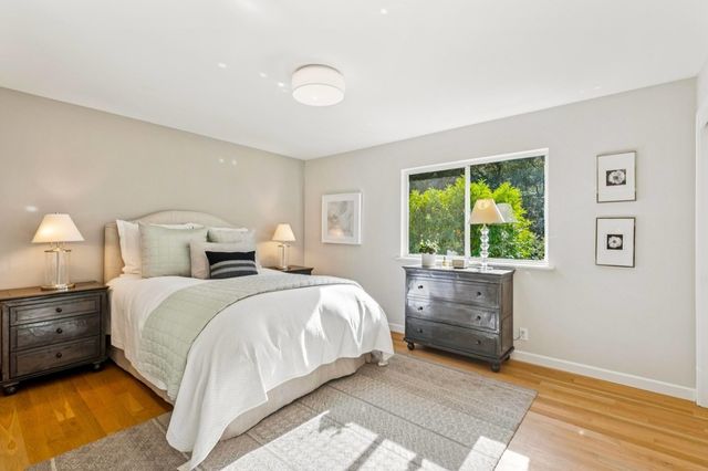 1100 1100 Glencourt Dr, Oakland, CA 94611