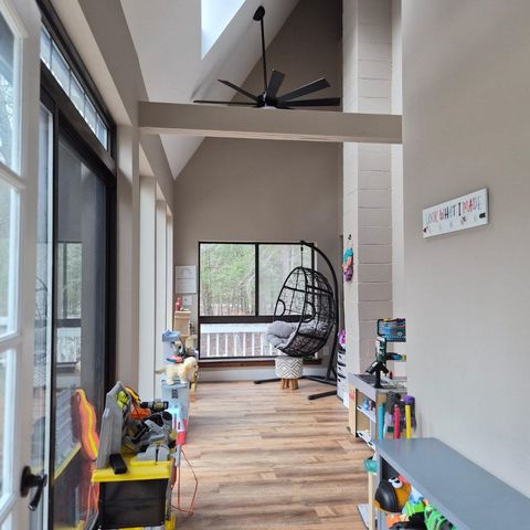 150 North Road, Sandown, NH 03873