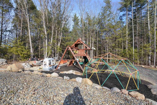 150 North Road, Sandown, NH 03873