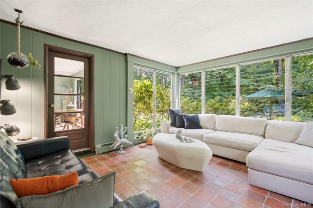 790 Bryant Avenue, Roslyn Harbor, NY 11576