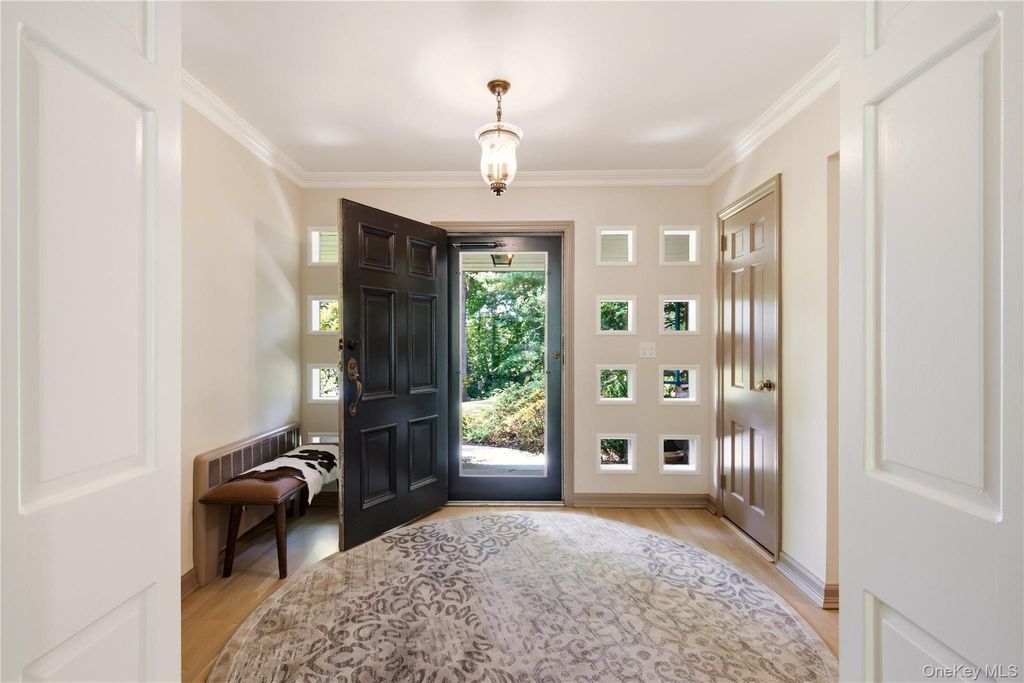 790 Bryant Avenue, Roslyn Harbor, NY 11576 — photo 4