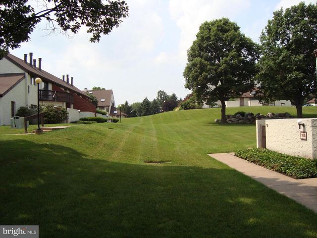 1075-11 LANCASTER BLVD, Mechanicsburg, PA 17055